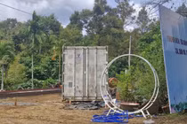 Tài xế ở Lâm Đồng tử vong khi thùng container tuột cáp, va trúng đầu