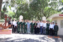 Bí thư Tỉnh ủy Lâm Đồng thăm, chúc Tết Đặc khu Phú Quý