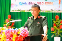 Thứ trưởng Bộ Quốc phòng kiểm tra, chúc Tết Trung đoàn 915 và 920