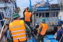 Nhiều tàu cá ở Lâm Đồng bị chìm trong hoàn lưu bão số 13