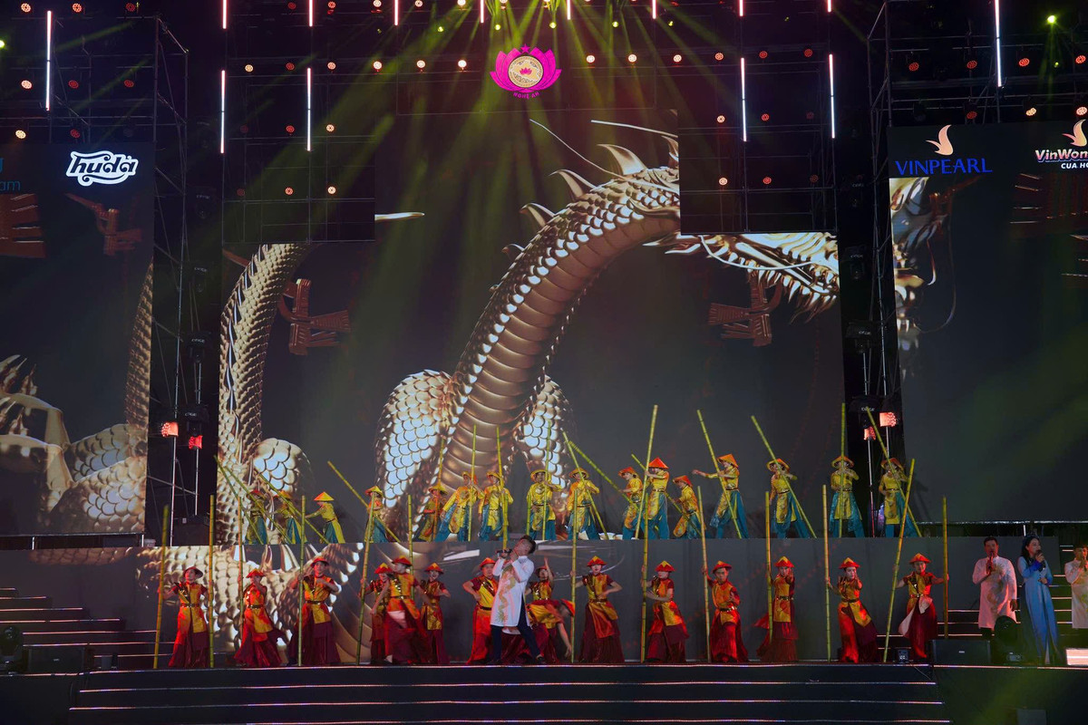 Chương trình nghệ thuật Countdown “Nghệ An chào 2026 – Hào khí Sông Lam” được tổ chức nhằm truyền tải niềm tự hào quê hương; quảng bá hình ảnh văn hoá và con người Nghệ An; đồng thời kích cầu du lịch, lan toả và tạo điểm nhấn văn hóa trong dịp đón năm mới.