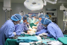 Phú Thọ chi 'khủng' thu hút bác sĩ giỏi về làm việc