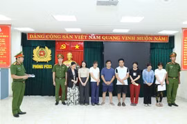 Bóc gỡ đường dây mua bán 10.000 hóa đơn, giao dịch trên 6.000 tỷ đồng