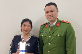 Con gái nhận tiền từ tài khoản lạ, người mẹ đến công an trình báo