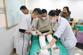 Phẫu thuật miễn phí giúp thiếu niên Phú Thọ thoát cảnh đi kiễng gót nhiều năm