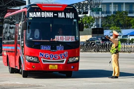 Bắt đầu thực hiện kế hoạch kiểm tra xe khách trên các tuyến cao tốc