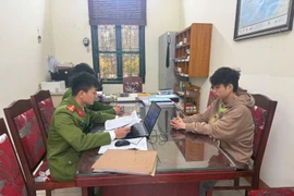 Đánh bạc online qua app lạ, thanh niên Phú Thọ bị bắt tạm giam