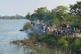  Tìm thấy thi thể nam sinh nghi nhảy đập Quán Trăn 