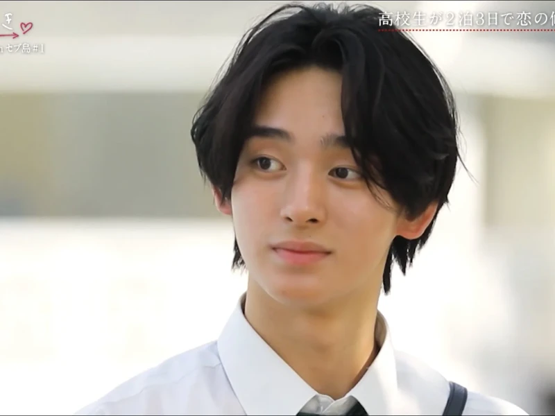 Nhan sắc nam sinh người Việt gây bão "cõi mạng" Nhật Bản