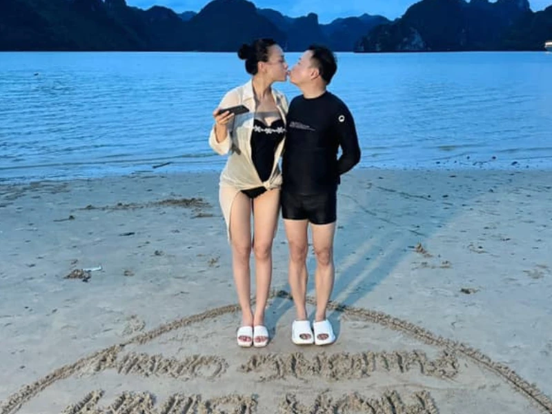 Hậu tin đồn người thứ 3, Shark Bình tình tứ với vợ hai