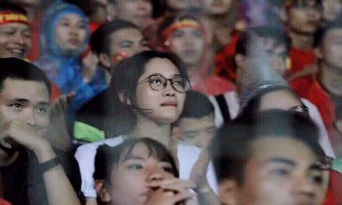 SVĐ Hàng Đẫy vỡ òa trước chiến thắng lịch sử của đội tuyển Olympic Việt Nam 