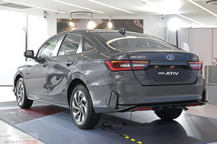 Toyota Vios Hybrid: Mẫu sedan tiết kiệm nhiên liệu sắp ra mắt tại thị trường Đông Nam Á