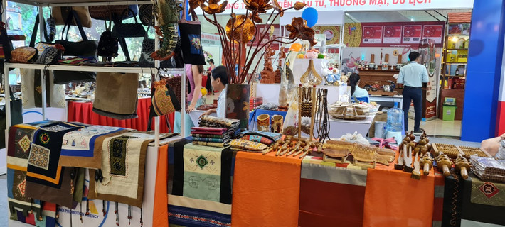 Nhiều sản phẩm lạ, bắt mắt