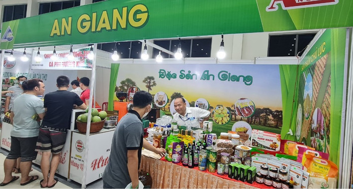 ... đến đặc sản Nam Bộ cũng hội tụ về Hội chợ EWEC - Đà Nẵng 2022