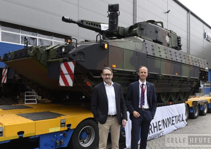 Xe chiến đấu bộ binh Puma là sản phẩm được thiết kế bởi Rheinmetall và Krauss-Mafei Wegmann. Dưới sự chuyển giao công nghệ của Rheinmetall, tập đoàn công nghiệp quốc phòng Unterluess hiện đã hoàn thành chiếc Puma thứ 100 - nâng tổng số xe thiết giáp Puma lên con số 300 chiếc. Nguồn ảnh: Celleheute.