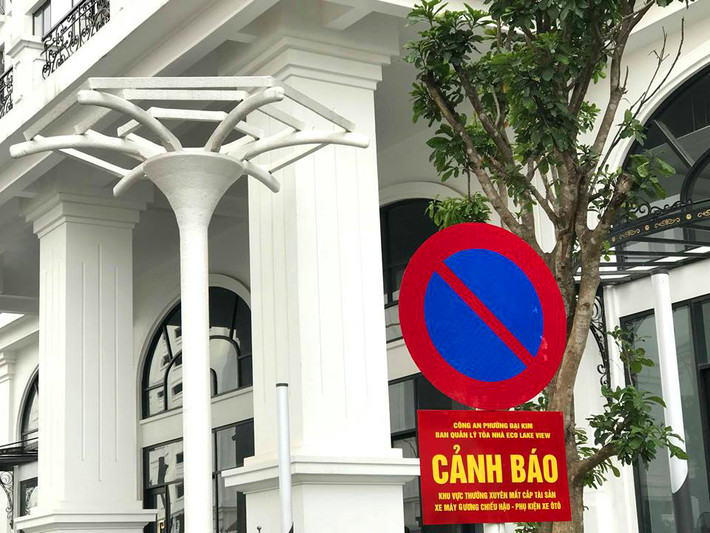 Tuy nhiên, kể từ thời điểm bàn giao nhà cho khách hàng về ở cuối quý 4.2018, chung cư này đã xảy ra nhiều lùm xùm. Gần đây nhất, nhiều cư dân đang ở tại chung cư này đã phản ánh tình trạng mất an toàn, thường xuyên xảy ra trộm cắp tài sản.