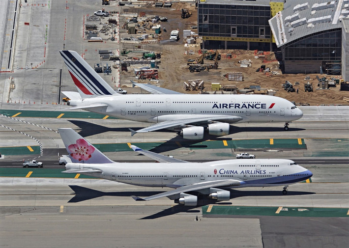 A380 có không gian sử dụng lớn hơn 40% so với máy bay chở khách lớn thứ hai thế giới Boeing 747. Ảnh: Aeronef.