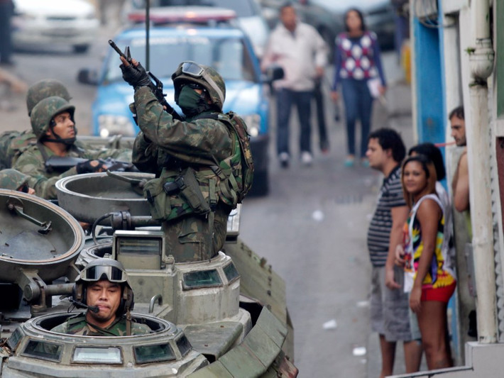Đứng ở vị trí tiếp theo là Brazil - quốc gia có quân đội thường tham gia nhiệm vụ... chống ma tuý này có khoảng 1,6 triệu lính (bao gồm cả dự bị) và ngân sách quốc phòng mỗi năm vào khoảng 29 tỷ USD. Nguồn ảnh: BI.