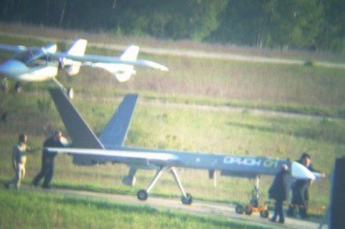Không rõ là loại bom này có được hiệu chỉnh lại hay chưa, tuy nhiên nếu UAV Orion có thể mang theo được loại bom này, sức công phá của nó lên mục tiêu đối phương sẽ cực kỳ khủng khiếp. Nguồn ảnh: BMPD.