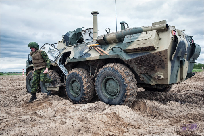 Nga hiện đang sở hữu bốn phiên bản thiết giáp chở quân BTR-82, trong đó có ba phiên bản BTR-82 dành cho quân đội và một phiên bản dành riêng cho vệ binh quốc gia. Nguồn ảnh: BMDP.