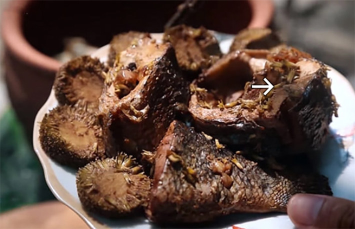 Ngoài ra, loại trái này dùng để kho cá rất ngon và hấp dẫn. Món cá kho gáo là đặc sản nổi tiếng ở vùng đất Ninh Bình