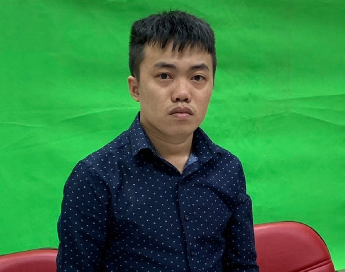 Bắt Tổng giám đốc Công ty CP địa ốc Alibaba Nguyễn Thái Lĩnh: Ngày 18/9/2019, Bộ Công an đã thực hiện lệnh bắt giam đối với ông Nguyễn Thái Lĩnh - Tổng giám đốc Công ty cổ phần địa ốc Alibaba về tội lừa đảo chiếm đoạt tài sản. (Ảnh: BCA)