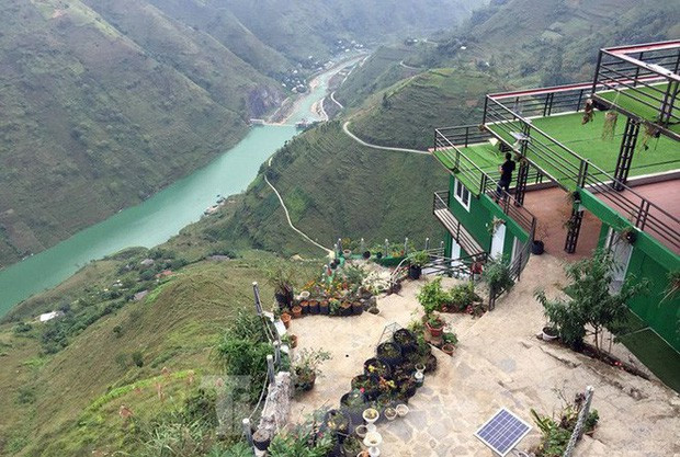 Theo GS. Phương, vị trí của công trình Panorama ở Mã Pì Lèng là trung tâm, vì giá trị tiêu biểu nhất của cao nguyên đá Đồng Văn nằm ở giữa sông Nho Quế. Nếu công trình sai phạm phải bị xử lý nghiêm theo quy định của pháp luật về xây dựng và di sản văn hóa, nhằm bảo vệ nghiêm ngặt vùng lõi của công viên địa chất toàn cầu gồm cả địa bàn hai huyện Đồng Văn, Mèo Vạc.