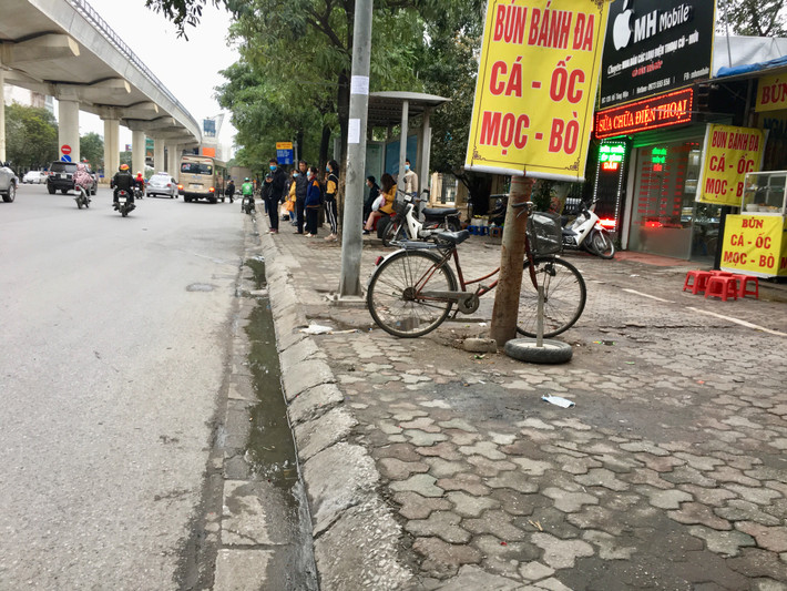 Theo đó, chính quyền tỉnh Thừa Thiên - Huế góp phần duy trì thành tích đến từ phong trào “Chủ nhật xanh”, đồng thời bảo vệ môi trường, bảo vệ sức khỏe của người dân trong thời điểm nhu cầu sử dụng khẩu trang của người dân đang tăng rất cao vì dịch bệnh Covid-19. Vĩnh Phúc: Xử nghiêm người vứt khẩu trang bừa bãi. (Nguồn: VTC)