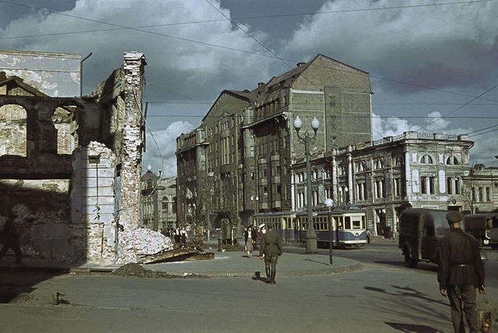 Ảnh tại một ngã tư trung tâm Kharkov.