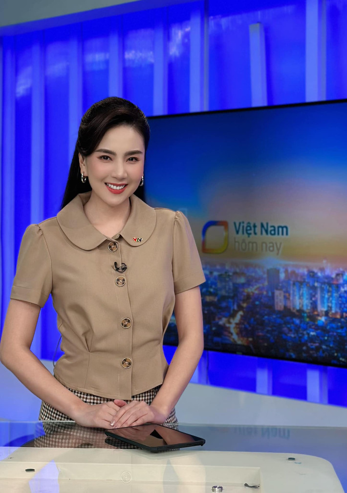 Từng gắn bó nhiều năm với bản tin thời tiết, nữ MC Mai Ngọc là cái tên quen thuộc với khán giả truyền hình.