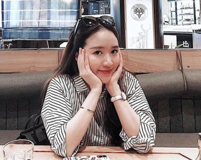 Vốn là người sống kín tiếng nên Nhuệ Giang không chia sẻ hình ảnh lên MXH, kể từ khi yêu đến khi đã về một nhà.