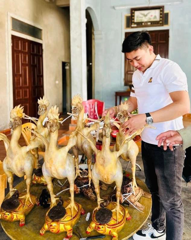 Vào ngày Rằm tháng Giêng hằng năm, một số dòng họ tại xã Thạch Châu, huyện Lộc Hà, tỉnh Hà Tĩnh có truyền thống làm lễ cúng cầu kỳ, trang trọng.