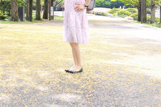 Chị vợ cố gắng tạo dáng thật điệu nhưng thành quả nhận về lại vô cùng mờ mịt. Không rõ là vô tình hay cố ý mà chồng của người phụ nữ này lại chụp ra tấm ảnh "sang chấn tâm lý" như trên.