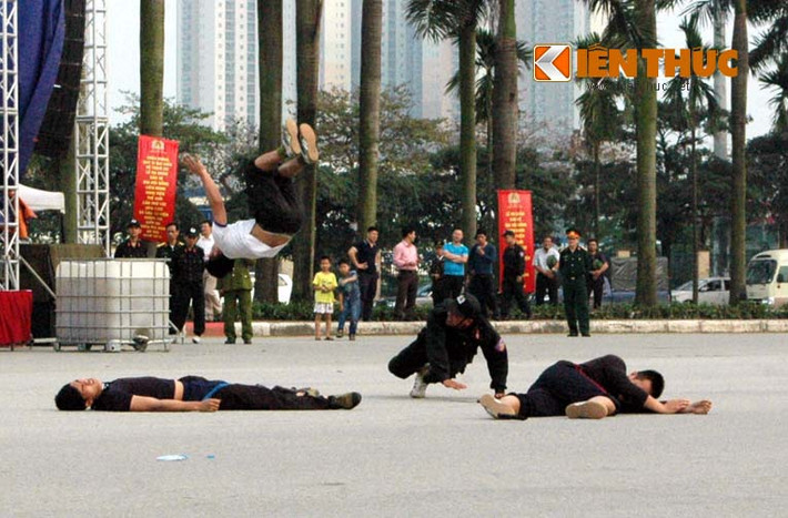 Hạ gục đối tượng.