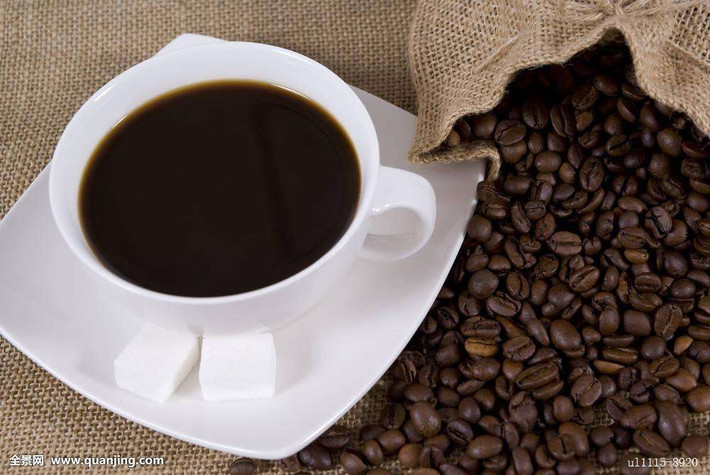 Vì thế những bệnh nhân đang mắc sỏi thận cần hạn chế uống cà phê. Mỗi ngày không nên uống quá 450ml cà phê.