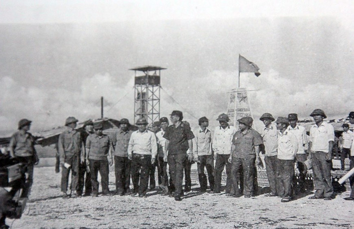 Đây cũng là hòn đảo đầu tiên trên biển Đông được chúng ta giải phóng và cũng là một trong những nơi hiếm hoi quân giải phóng nổ súng với lực lượng quân đội chế độ cũ đồn trú trên đảo. Nguồn ảnh: TTXVN.
