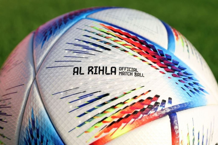 Trái bóng World Cup 2022 được làm từ CRT-Core, một loại vật liệu tổng hợp giúp đảm bảo sự ổn định và chính xác.