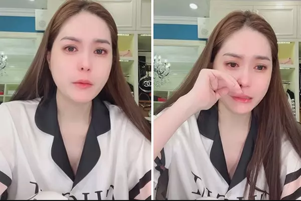 Trở về sau sự kiện, đêm muộn hôm qua Đoàn Di Băng có những trải lòng gây chú ý trên trang cá nhân.