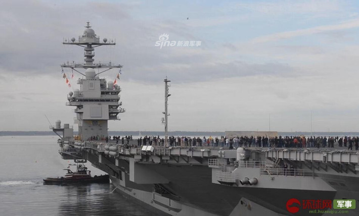 Tàu USS John F. Kennedy có thể mang theo được tối đa tới 90 máy bay các loại trong đó bao gồm các tiêm kích, các loại trực thăng, máy bay do thám, máy bay tuần tra biển hay máy bay săn ngầm. Nguồn ảnh: Sina.