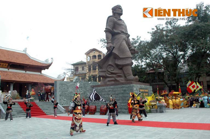 29 vạn quận Mãn Thanh xâm lược, đàn áp dân tộc ta...