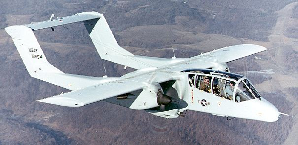 Để khắc phục nhược điểm này, chiếc OV-10 đã ra đời. Khác với những chiếc Cessna, OV-10 được trang bị tới 2 động cơ để tăng tốc độ bay cũng như khả năng mang vác của nó; máy bay cũng được biên chế hai phi công, mang được tối đa tới 1,1 tấn vũ khí. Nguồn ảnh: OV10.