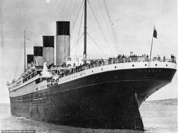 Henry Wilde, sĩ quan trưởng tàu Titanic, trong lá thư viết cho em gái mình, đã viết: “Anh không thích con tàu này. Anh có cảm giác kỳ lạ về nó”.