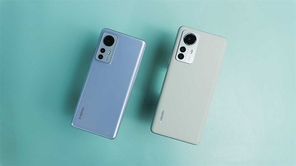 Vừa qua, Xiaomi chính thức giới thiệu dòng flagship mới nhất dành cho năm 2022 mang tên Xiaomi 12 series với 3 phiên bản Xiaomi 12, Xiaomi 12 Pro và Xiaomi 12X. Đáng chú ý là bộ đôi "Bậc thầy điện ảnh" Xiaomi 12 Pro, Xiaomi 12.