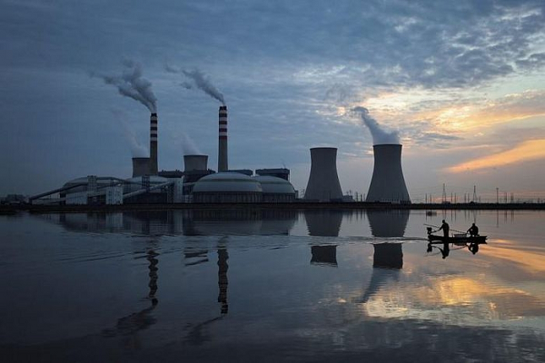 Ngày 22/10/2021. thần đồng tiên tri Ấn Độ Abhigya Anand đã đăng video dự đoán tựa đề "Global Energy Crisis and Economic Challenges", đưa ra 7 thách thức mà thế giới phải đối mặt cùng lúc trong khoảng thời gian từ tháng 12/2021 đến tháng 5/2022.