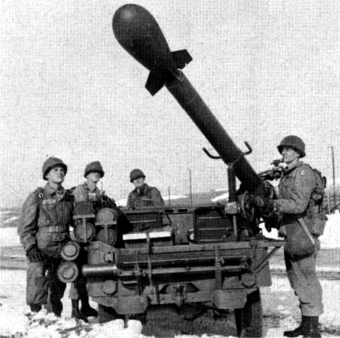 M-388 David Crowe là một loại vũ khí hạt nhân chiến thuật từng được Mỹ sử dụng với hai cỡ nòng bao gồm 120mm với tầm bắn 2km và 155mm với tầm bắn 4km. Nguồn ảnh: QQ.