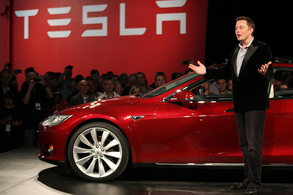 Sự kiện này đánh dấu 12 tháng đặc biệt đối với Elon Musk. Trong năm qua, tài sản ròng của tỷ phú này đã tăng hơn 150 tỷ USD và đây có thể là kỷ lục về làm giàu nhanh nhất trong lịch sử.