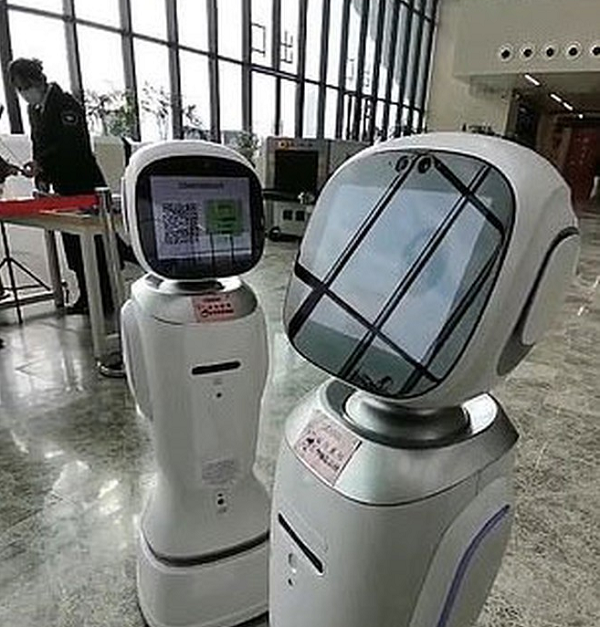Khai trương vào tháng 10/2020, thư viện tọa lạc tại tỉnh Giang Tây (Trung Quốc) có diện tích rộng 63.000 mét vuông và lưu trữ hơn 4 triệu quyển sách.