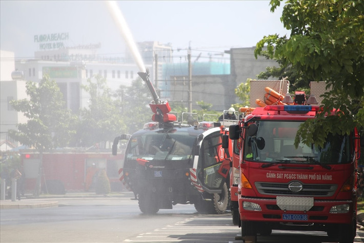 Điều thú vị là trong biên chế của lực lượng cứu hoả Việt Nam, xe cứu hoả mang tên Panther này trùng tên với một loại xe tăng từng được Đức sử dụng trong Chiến tranh Thế giới thứ hai. Nguồn ảnh: OFFB.
