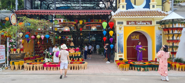 Đa dạng các góc "sống ảo" triệu view dành cho du khách.