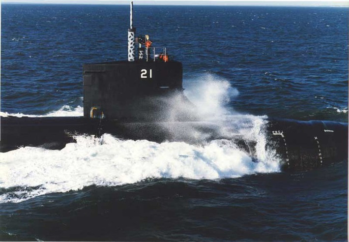 Tàu ngầm lớp Seawolf được trang bị bộ định vị thủy âm khẩu độ rộng BQQ 5D